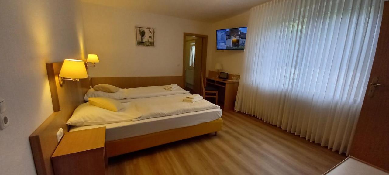 Mulmshorn Kraeuterhotel & Restaurant Heidejaeger מראה חיצוני תמונה