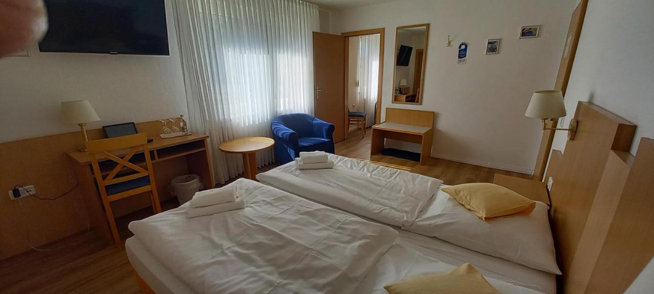 Mulmshorn Kraeuterhotel & Restaurant Heidejaeger מראה חיצוני תמונה