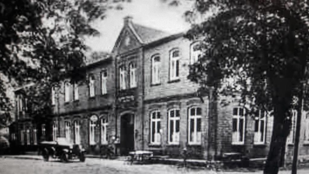 Mulmshorn Kraeuterhotel & Restaurant Heidejaeger מראה חיצוני תמונה