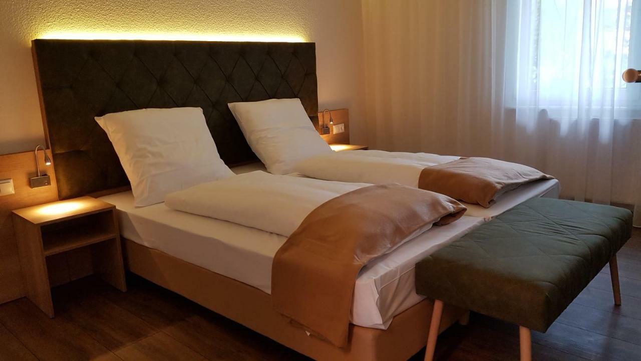Mulmshorn Kraeuterhotel & Restaurant Heidejaeger מראה חיצוני תמונה