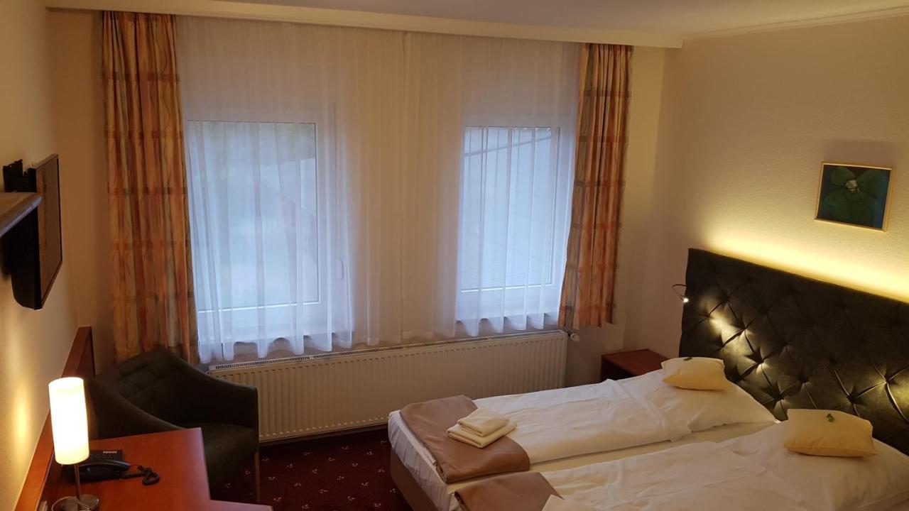 Mulmshorn Kraeuterhotel & Restaurant Heidejaeger מראה חיצוני תמונה